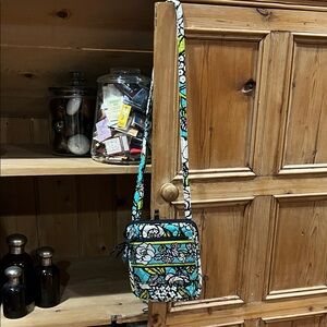 Vera Bradley Crossbody Bag In Retired Island Blooms Pattern